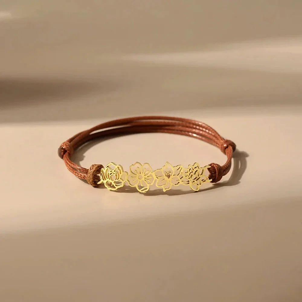 チャーミングな誕生花のコンビネーションブレスレット